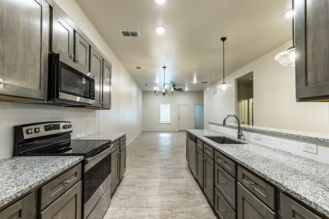 Photo - 1136 N 7th St