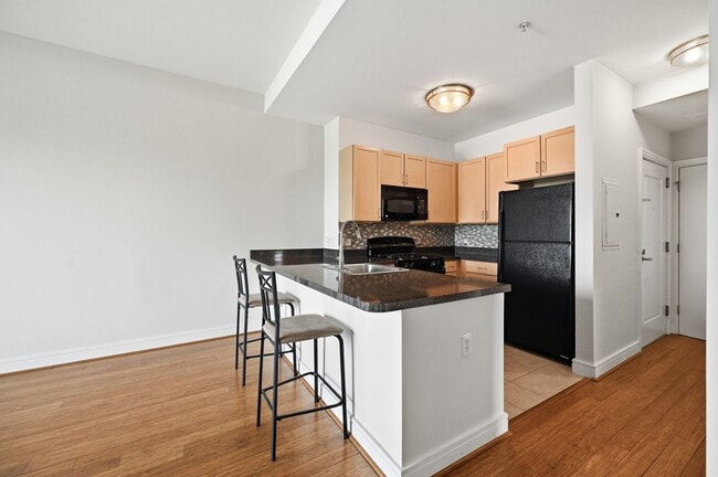 Photo - 800 4th St SW Unit S821