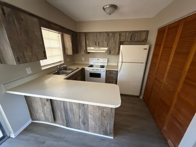 Photo - 2374 S Sandburg Pt Unit A