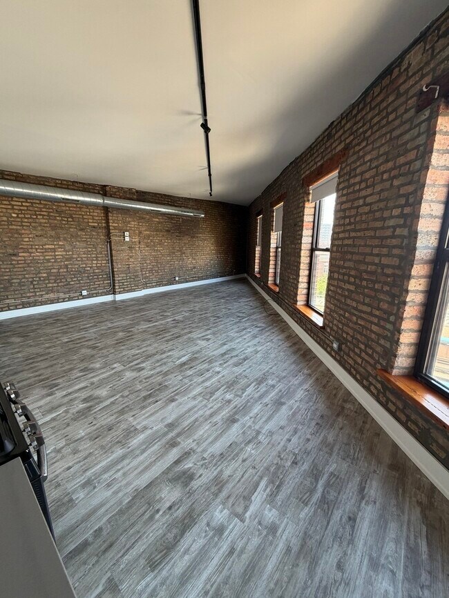 Photo - 1572 N Milwaukee Ave Unit K