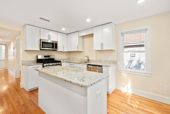 Photo - 30 Willow St Unit 30