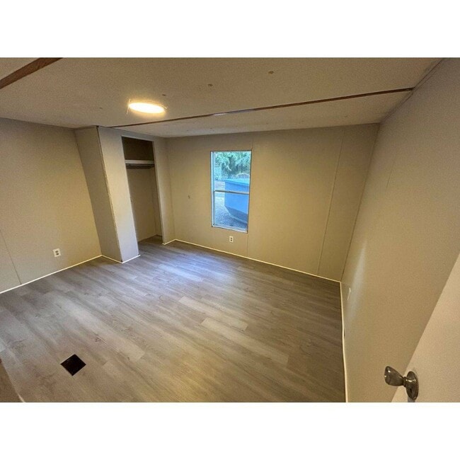 Photo - 4502 E Old Marion Hwy