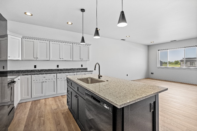 Photo - 205 Fletching Way