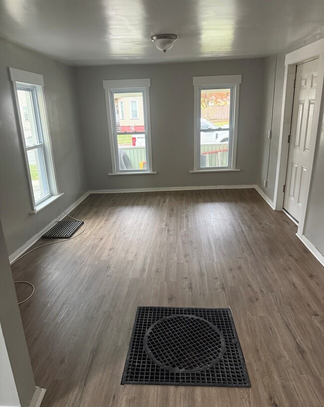 Photo - 9 East Ave Unidad 1