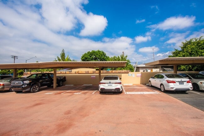 Photo - 2BR/1.5BA Condo! 2 parking spaces