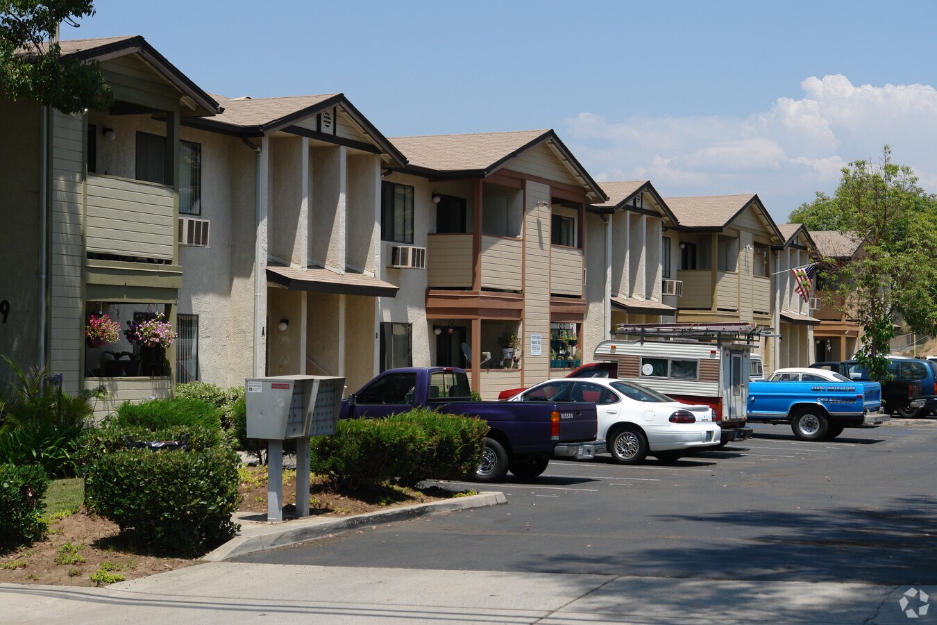 Photo - marilla crest apartments