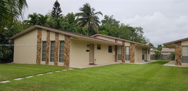 Building Photo - 2513 Hayes St Unit 2513