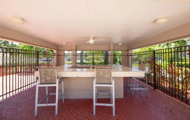 Photo - 9849 Nob Hill Ln Unit 9849