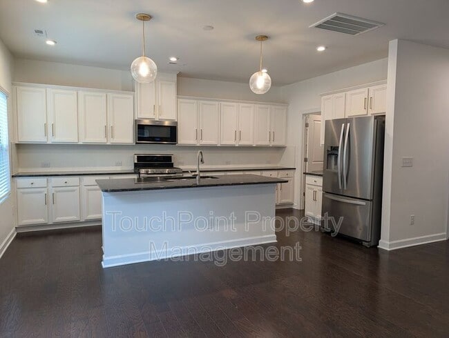 Photo - 5906 Fenway Dr