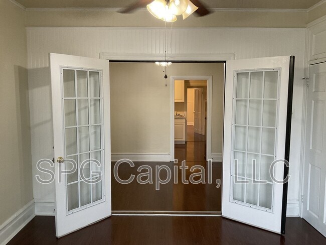 Photo - 28 Carlisle St