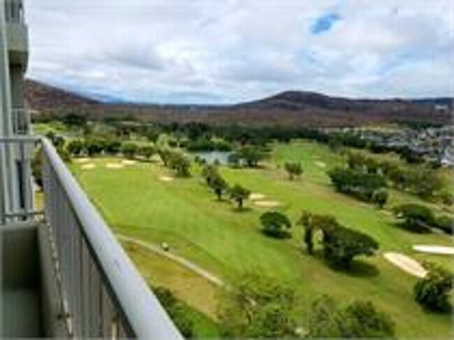 Photo - Beautiful golf course views from this Salt Lake - Moanalua condo! Unit 1604