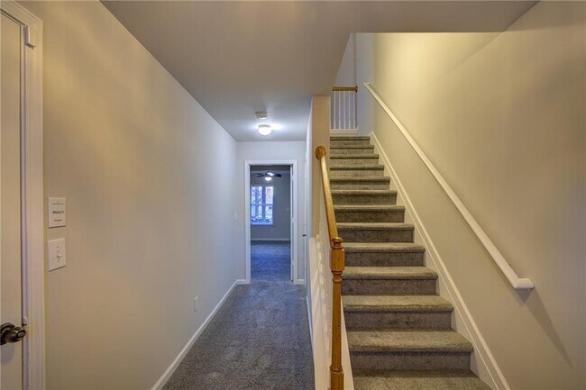 Photo - 2161 Meadow Peak Rd