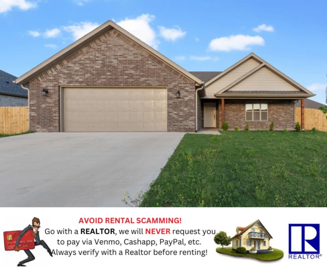 Building Photo - "Charming Farmington Retreat: Spacious 3-B... Rental