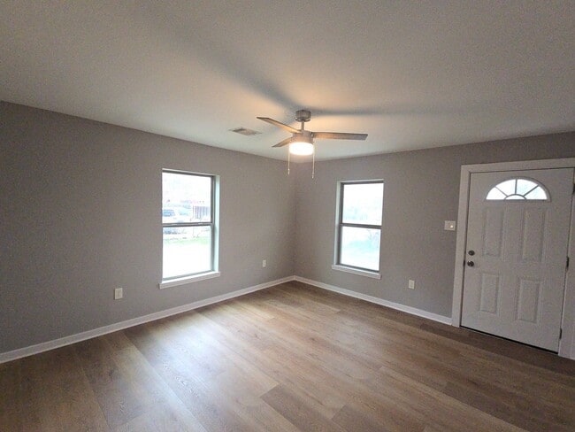 Photo - 3118 Memel St Unidad A