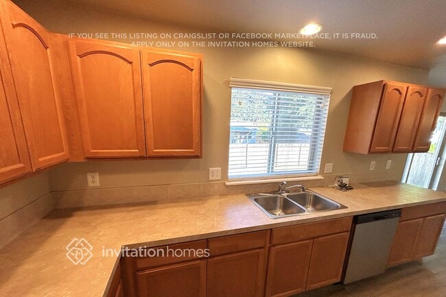 15911 67th Ave Ct E