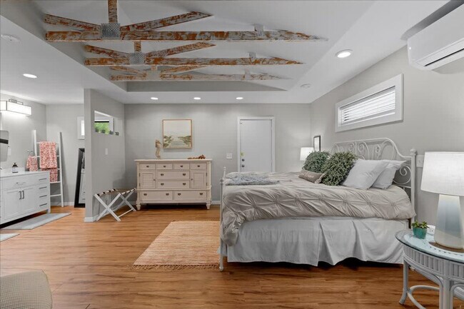 1345 Bayshore Dr Unit SI ID1044384P