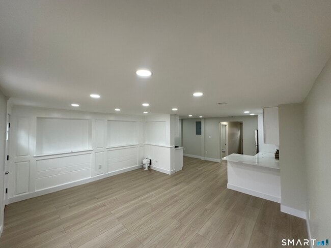 Photo - 49 Dodgingtown Rd