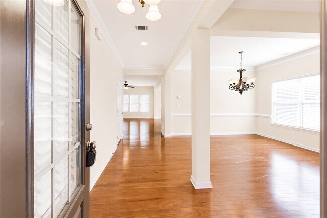 Photo - 7245 Rocking Horse Ln