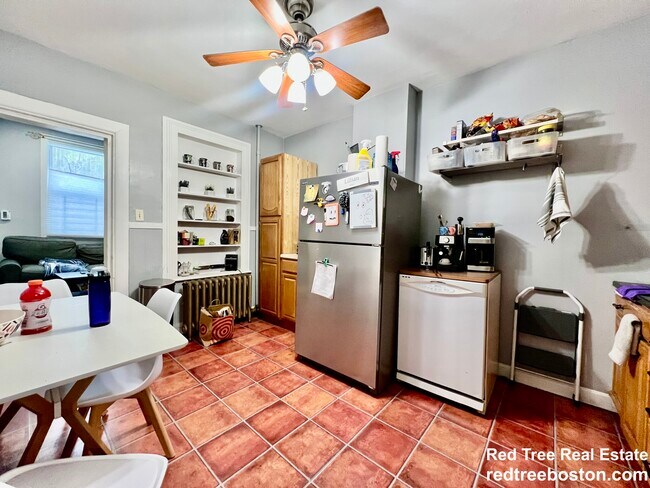 Photo - 846 Huntington Ave