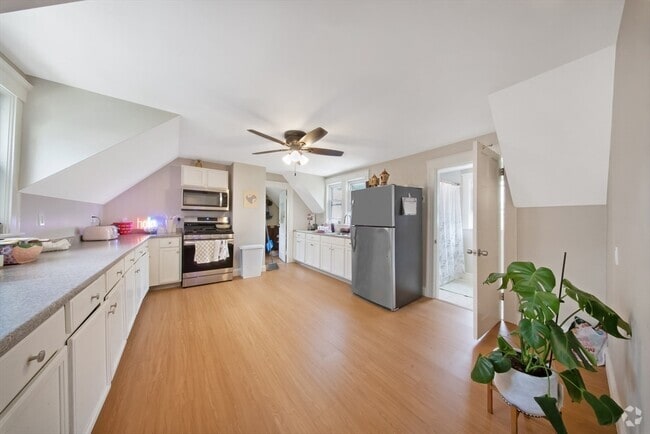 Building Photo - 45-47-47 Garfield St Unit 45 Rental