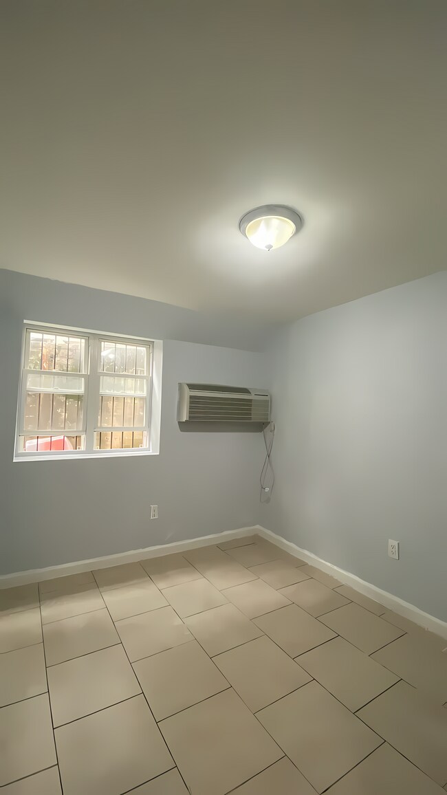 Photo - 2186 Cedar Ave Apartments Unit FL1