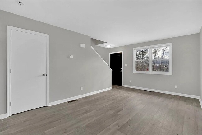 142 Cherry St Unit 142