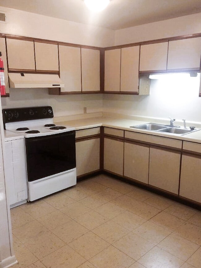 Photo - 300 Academy St Unit 22