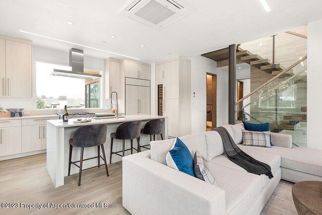 Photo - 802 E Cooper Ave Unit #3