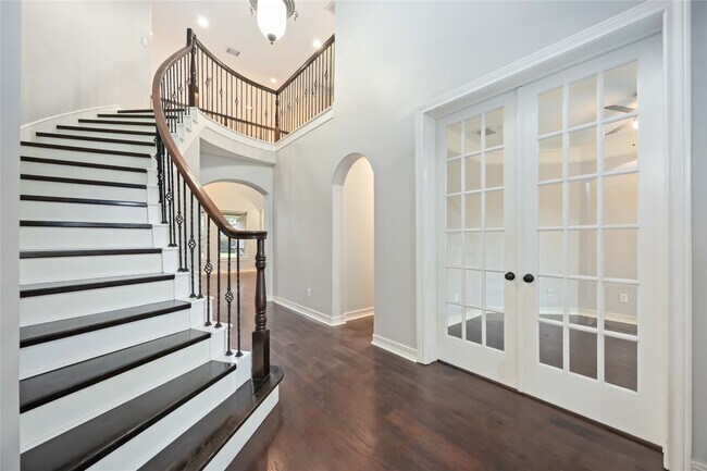 Photo - 1402 Chaparral Crossing