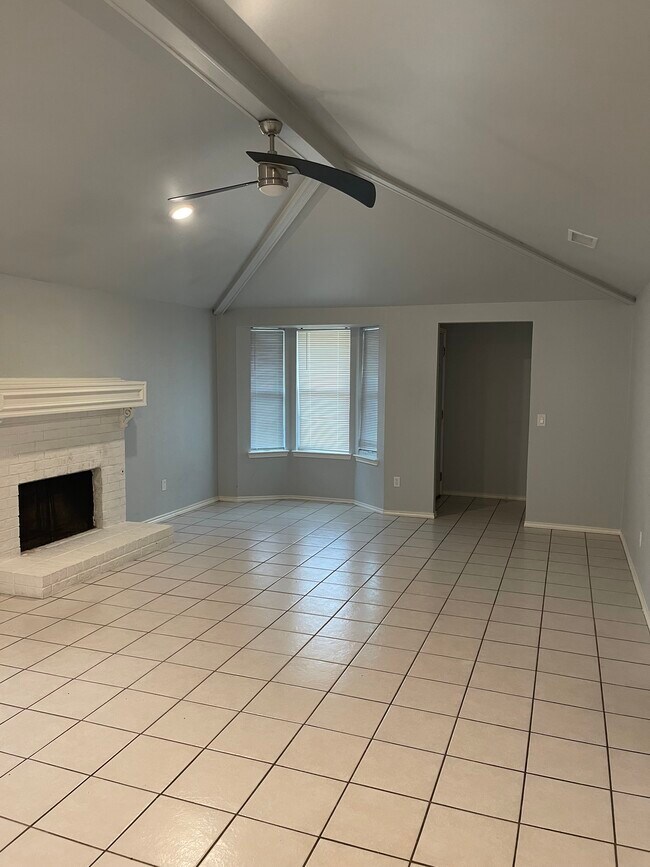 1508 Nest Pl