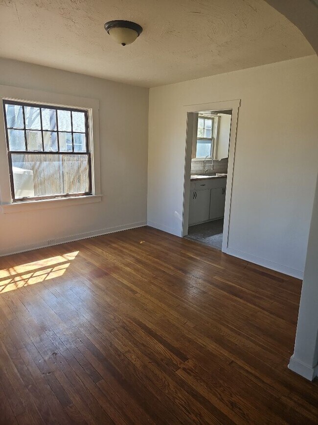 2 bedroom, 1 bath in Medford! Rental House Rental in Medford, OR