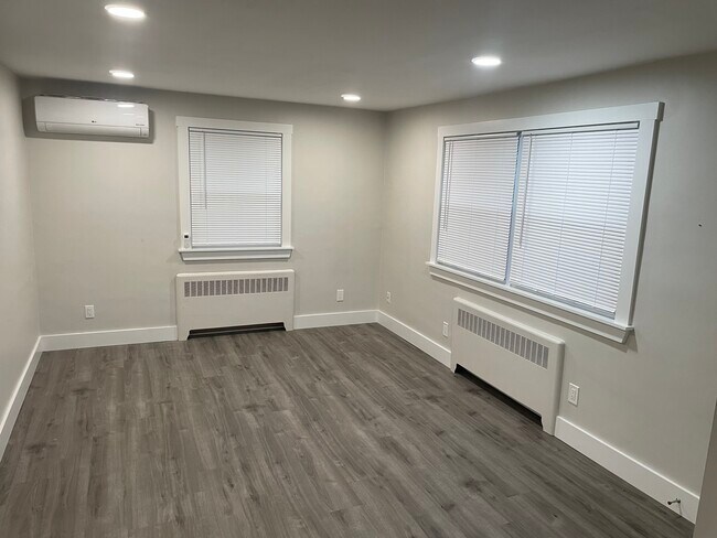 Photo - 30 W GRANT St Unidad A