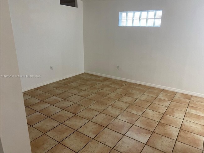 Photo - 7601 NW 166th Ter