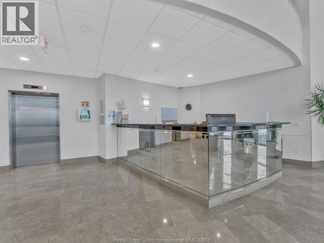 Photo - 1225 Riverside Dr W Unit 1007