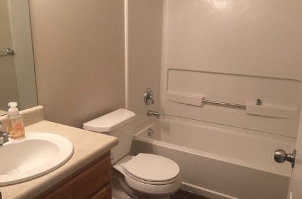 Photo - 3309 Upper Huntly Way