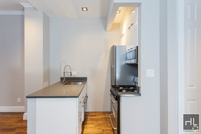 Building Photo - MOTT STREET Rental