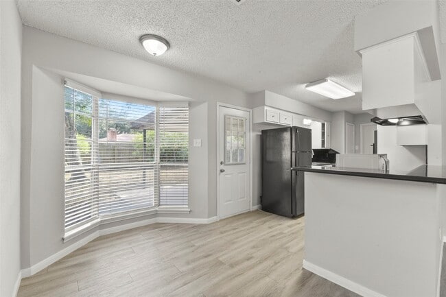 Photo - 16310 Cavendish Dr