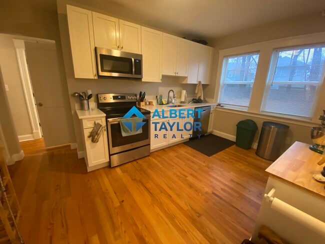 Photo - 21 Moraine St Unit 1