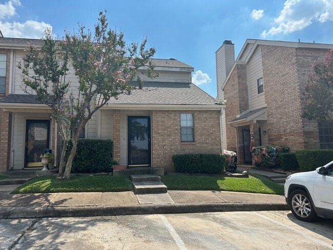 Building Photo - 3635 Garden Brook Dr Rental