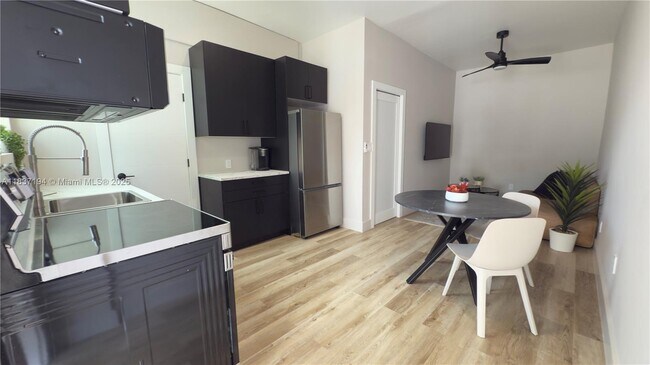 Photo - 220 NW 126th St