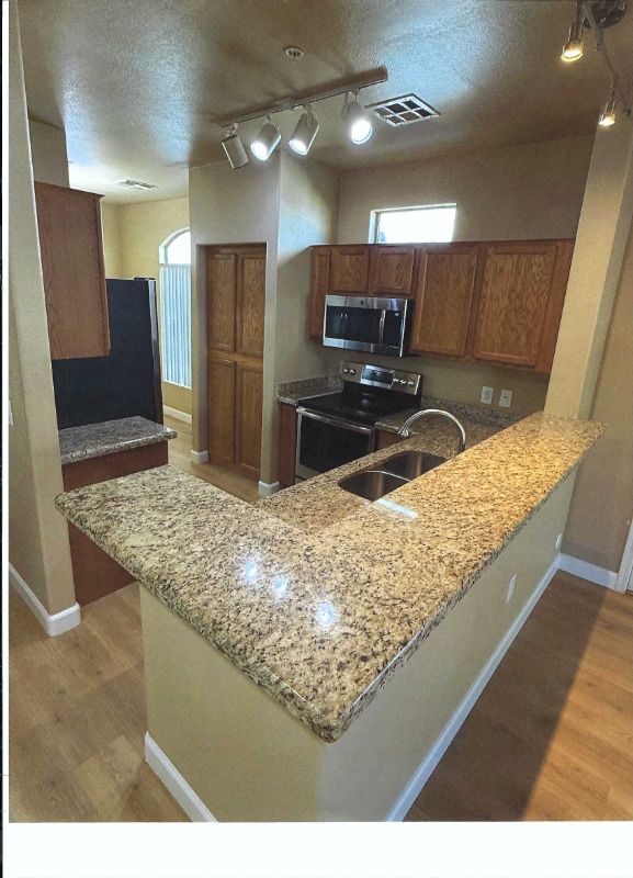 Photo - 2727 N Price Rd