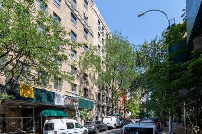 Photo - 35-39 W 82 St