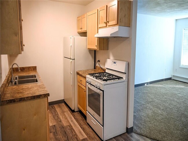 Building Photo - 1205 Victoria St Unit 312 Rental
