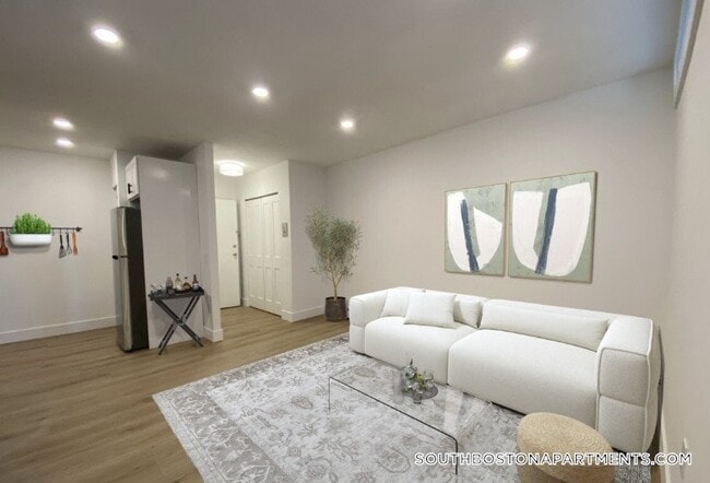 Photo - 740 E 7th St Unidad 1