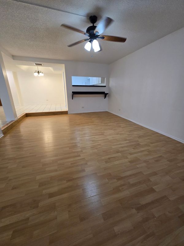 Photo - 3730 Inverrary Dr