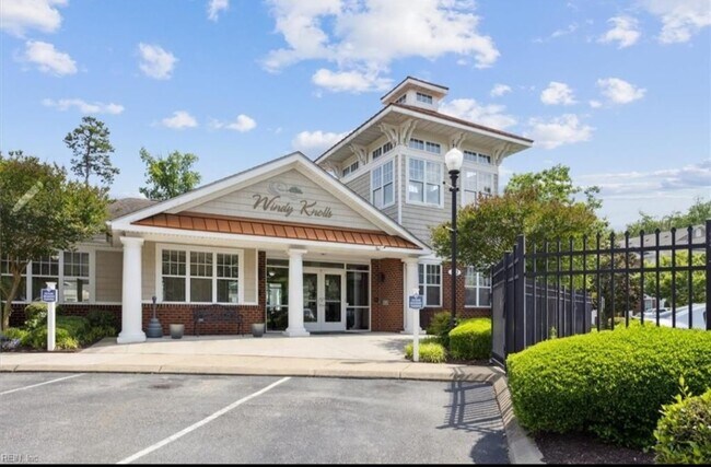 Photo - 708 Windy Way