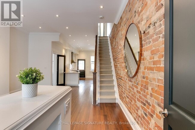 Photo - 50 Gwynne Ave
