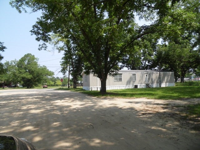 Photo - Smith Mobile Home Park