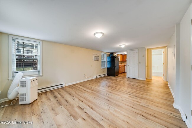 Photo - 1612 Ellwood Ave Unit 1 Rear