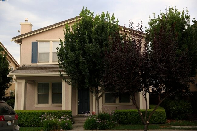 Photo - 1516 Whispering Oaks Way House